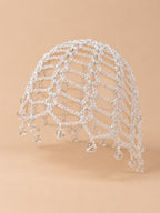 Gorro calado de ganchillo con perlas para verano, color blanco, vista de tres cuartos
