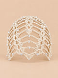 Gorro bandana de mujer a ganchillo con perlas, estilo bohemio, color beige, vista frontal