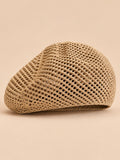 Béret bibi résille sable, vue de face sur fond pêche sable