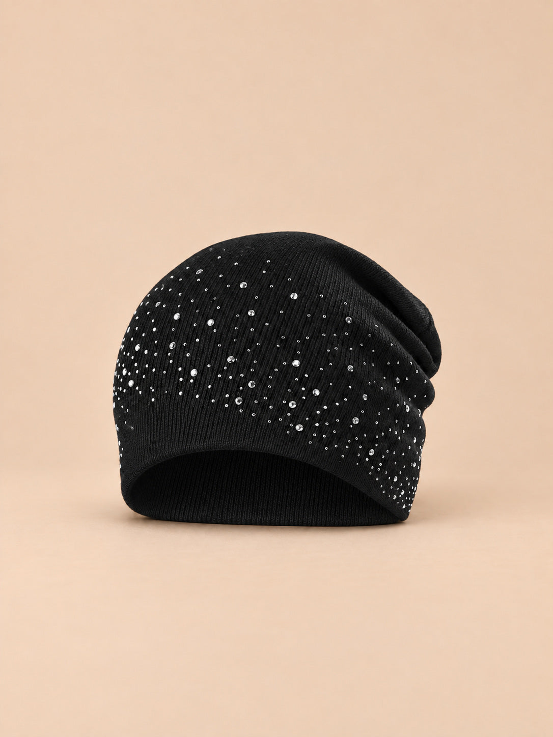 Gorro de mujer de punto con strass, estilo streetwear, color negro, vista frontal