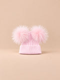 Gorro de mezcla de cachemira con doble pompón de mapache, pompones a juego, color rosa, vista frontal