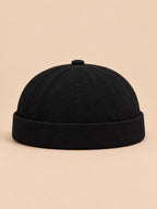 Bonnet docker style ouvrier noir, vue de face.