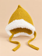 Gorro infantil de duende con orejeras y estrellas, color amarillo, vista frontal