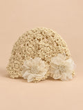 Bonnet fleuri en coton au crochet, beige, vue de face