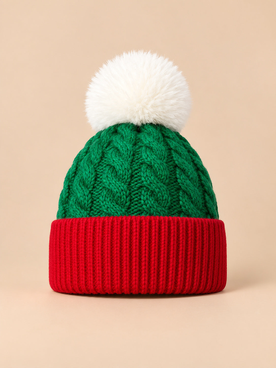 Bonnet de Noël femme torsadé modèle 3, vert et rouge, pompon blanc, vue de face